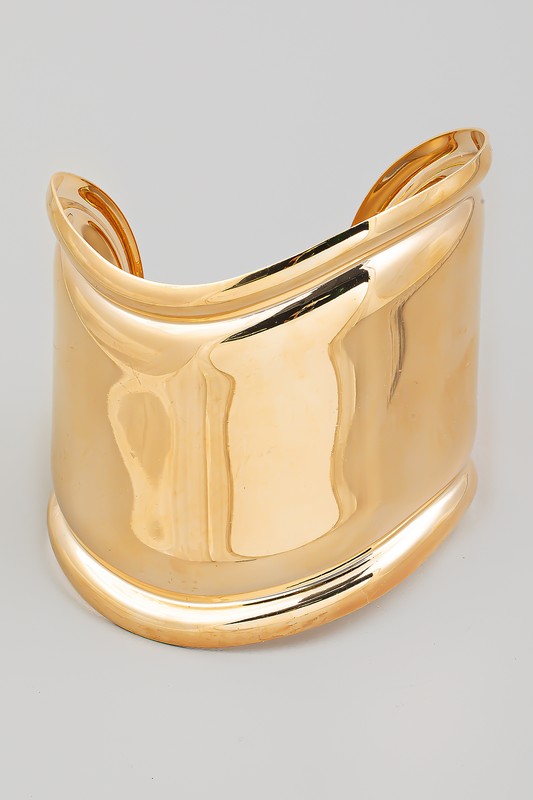 Wavy Metallic Wide Cuff Bracelet