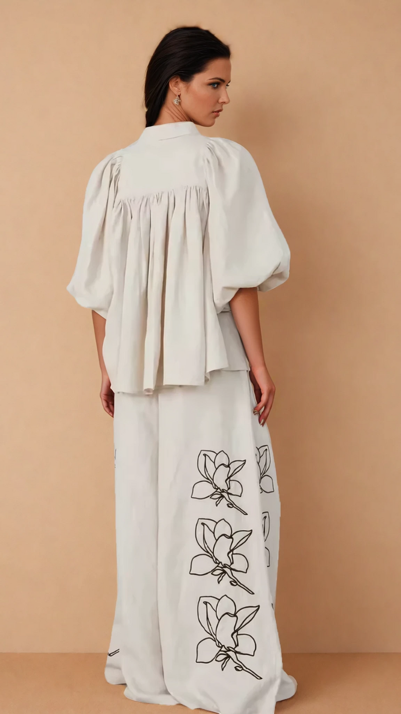 Sue Embroidered Beige Pants