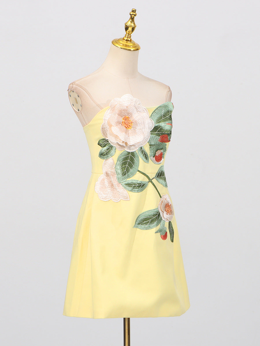 Three Dimensional Floral Sleeveless Tube Dress
