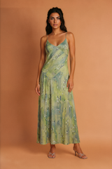 Fresh Elegant Expansion Dress