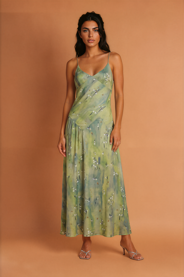 Fresh Elegant Expansion Dress