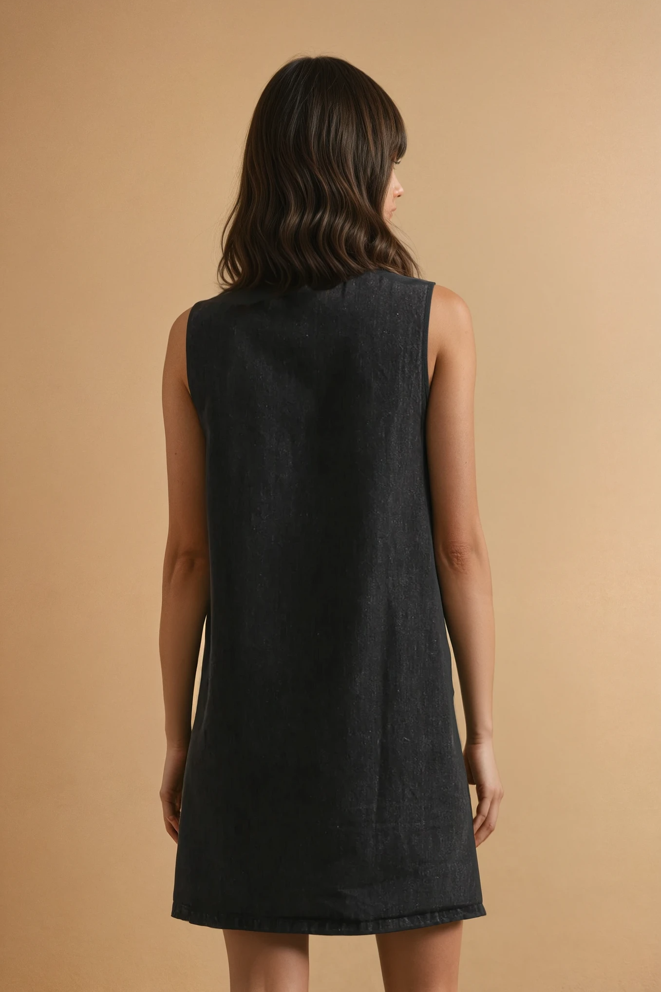 5637-NOIR-7-Erica-Studio_Caramel.png