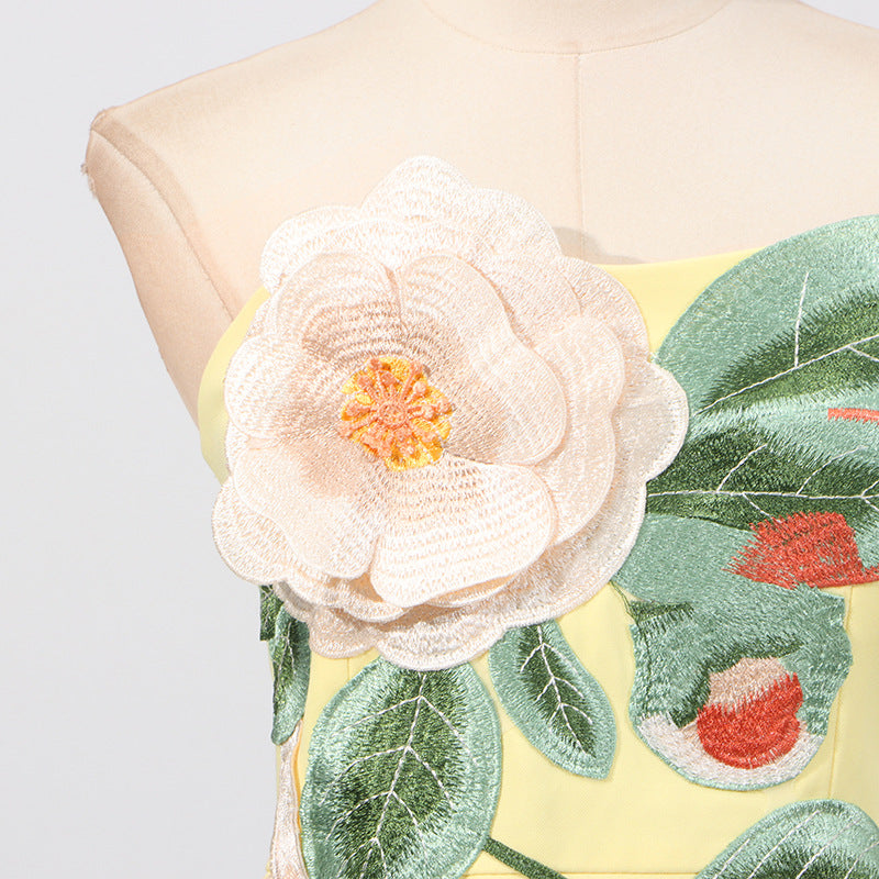Three Dimensional Floral Sleeveless Tube Dress