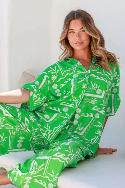LOLE10187-21SHIRTLOLE11133-1PANTSOLANA_5_600x_f8037a46-7128-4875-8b2a-538b07e96b31.webp