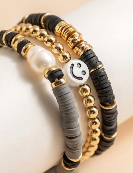 Smiley Face Pearl Bracelet Set- B - NIXII Clothing
